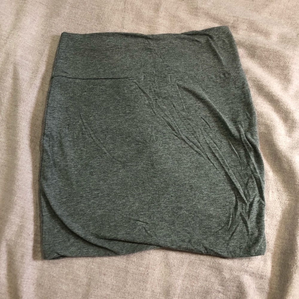 6/$20!! Pencil skirt